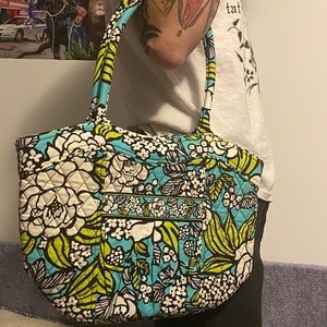 Vera Bradley tote